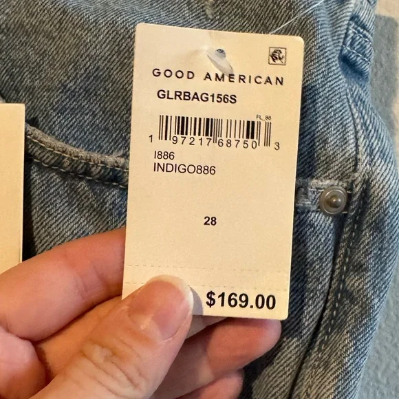 NWT Good American Good Standard Baggy Jeans in Indigo886 Plus size 28 - Picture 3 of 4